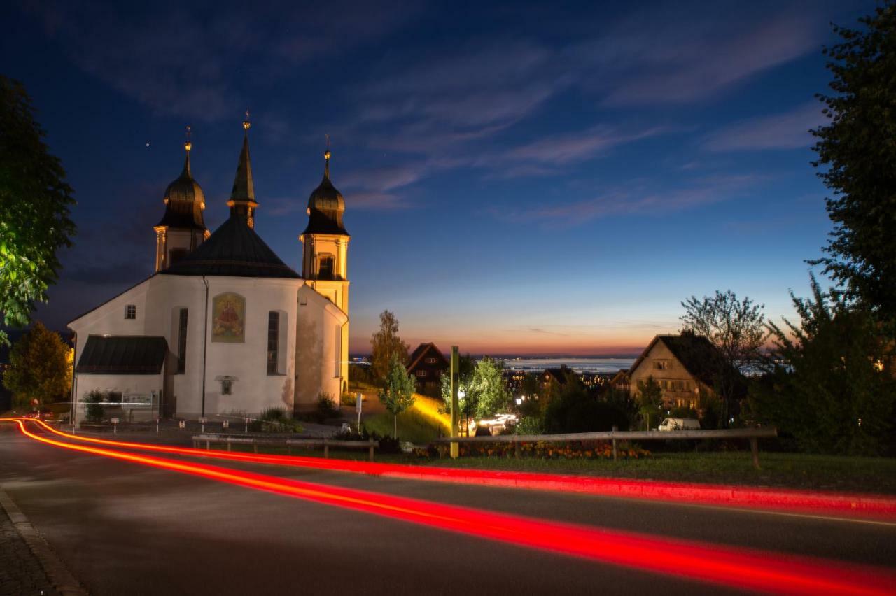Gasthof Kreuz Bildstein Exterior photo
